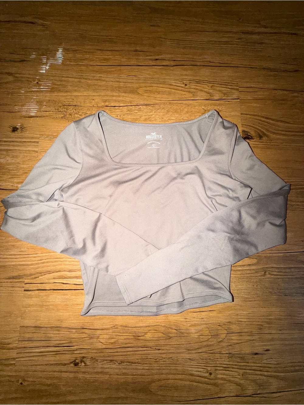 Hollister Women’s Long Sleeve Square Neck Top — Mauve Color